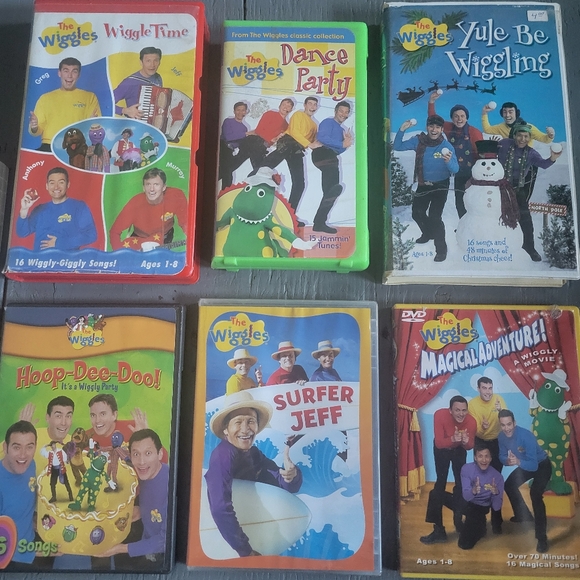The Wiggles VHS/DVD Movie Collection - Picture 2 of 3